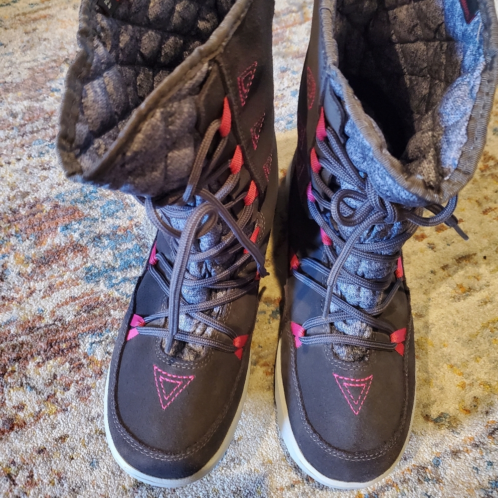 Women's Northface Thermoball Apres Lace Winter Boot
